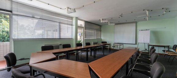 5 bedrooms Villa in Lisbon, Portugal No. 110594 16