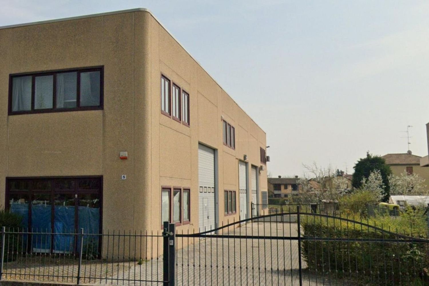  مستودع في Reggio Emilia, Italy 250متر مربع رقم 371939