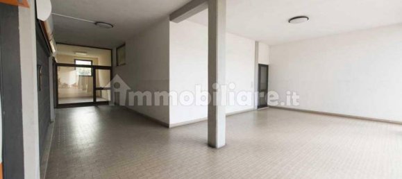 1-Zimmer Gewerbliche Immobilie in Buttapietra, Italy, Nr. 142656 9