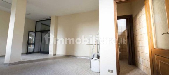 1-Zimmer Gewerbliche Immobilie in Buttapietra, Italy, Nr. 142656 3