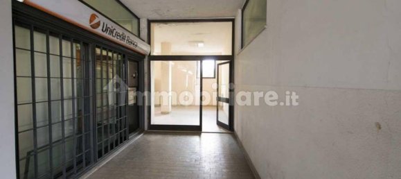 1-Zimmer Gewerbliche Immobilie in Buttapietra, Italy, Nr. 142656 10