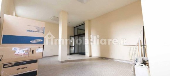 1-Zimmer Gewerbliche Immobilie in Buttapietra, Italy, Nr. 142656 4