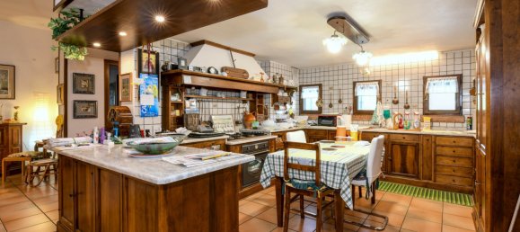 Villa de 7 dormitorios en Soiano del Lago, Italy No. 77376 45