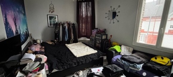 1 bedroom Apartment in Saint-Quentin, France No. 274415 5