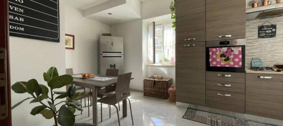 4 rooms Apartment in Latina, Italy No. 153970 8