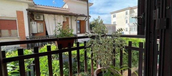 4 rooms Apartment in Latina, Italy No. 153970 3