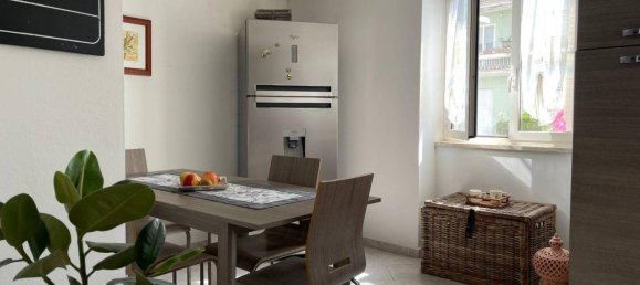 4 rooms Apartment in Latina, Italy No. 153970 7