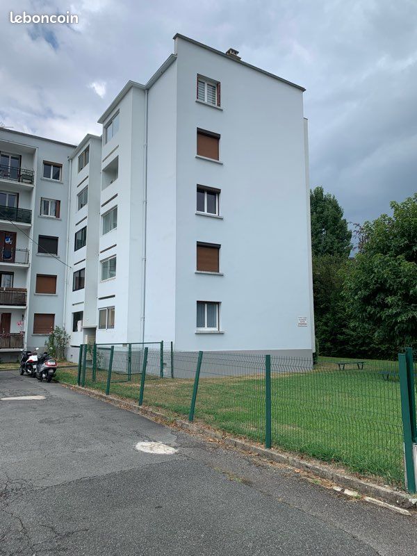 2 chambres Appartement à Billère, France No. 319836