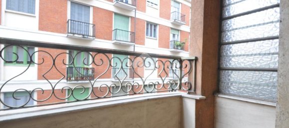 Apartamento T2 em Turin, Italy N.º 322133 32