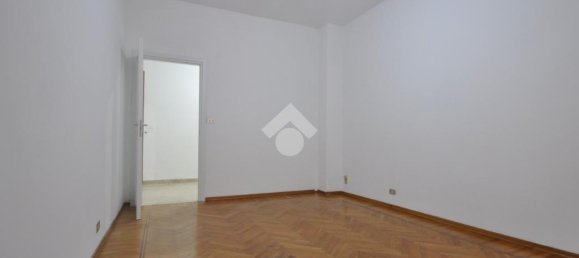 Apartamento T2 em Turin, Italy N.º 322133 22