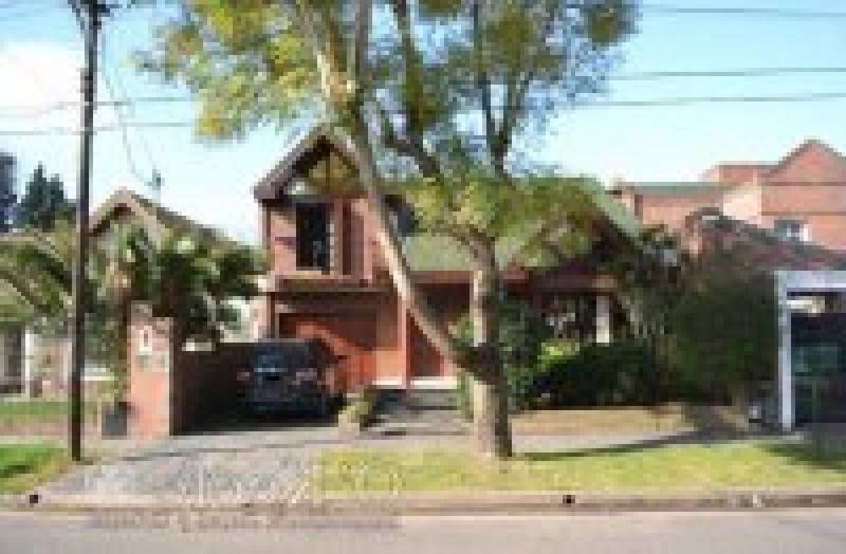 3 chambres Maison à Berazategui, Argentina No. 63263