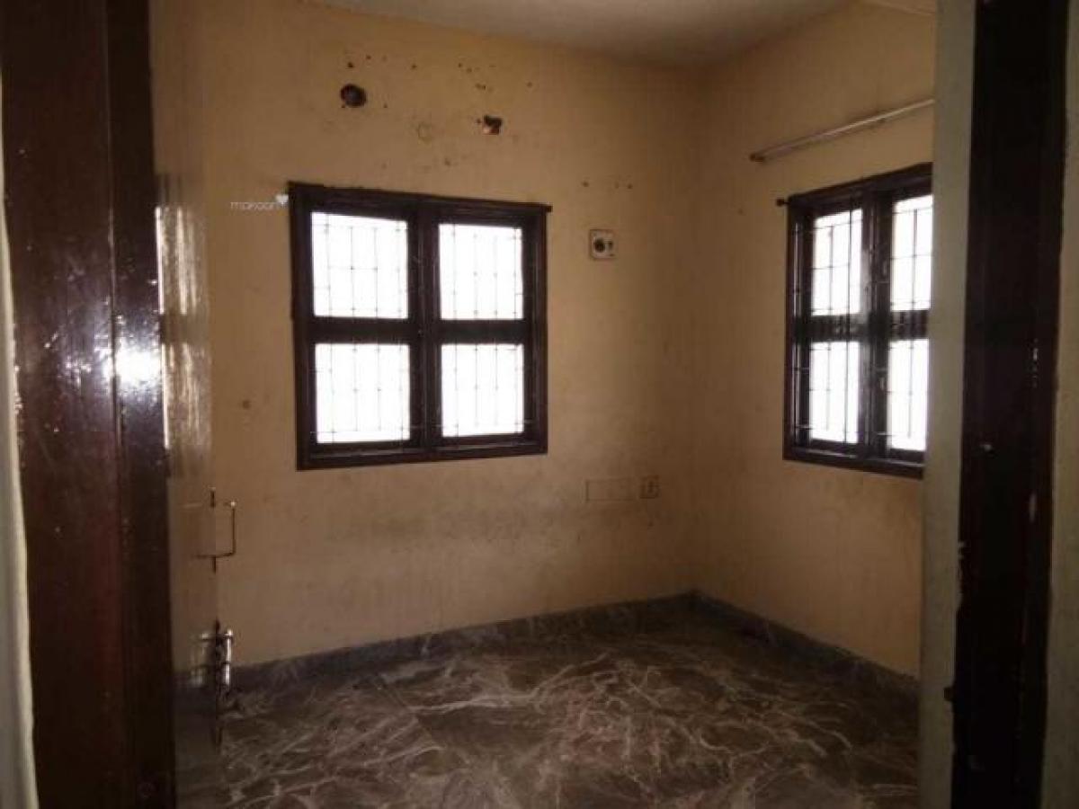 3 bedrooms House in Chennai, India No. 25731