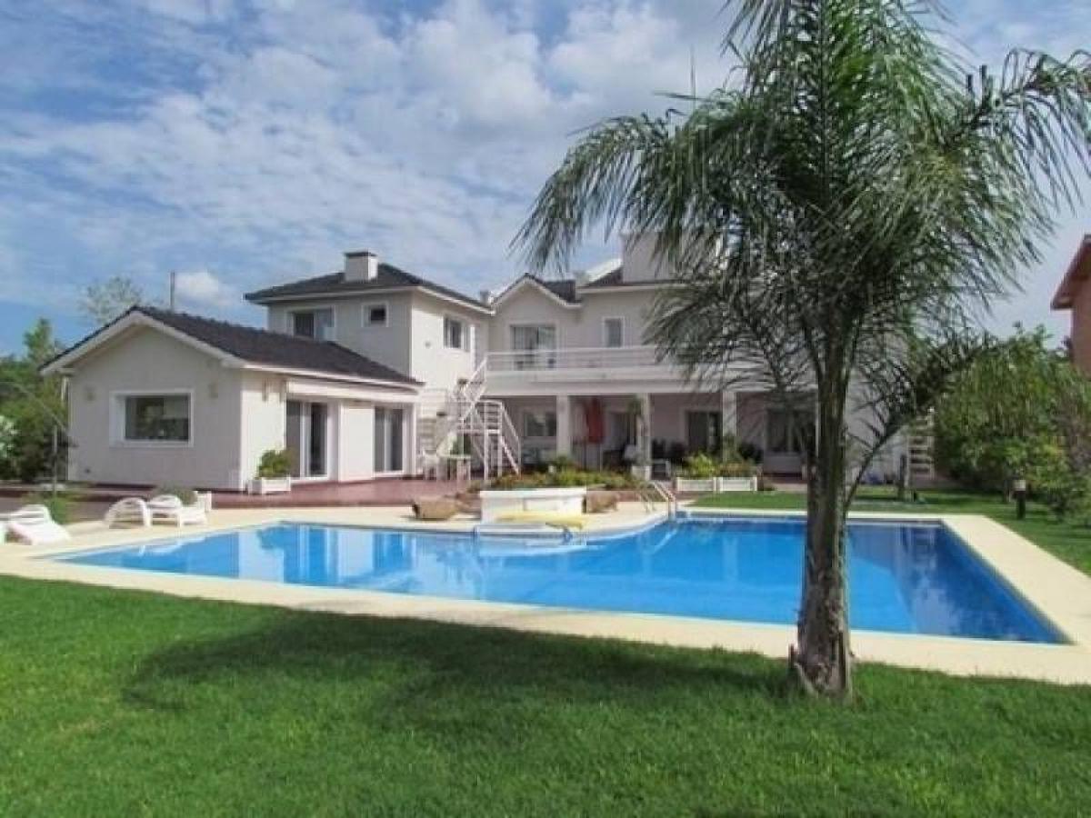 3 bedrooms House in Escobar, Argentina No. 77155