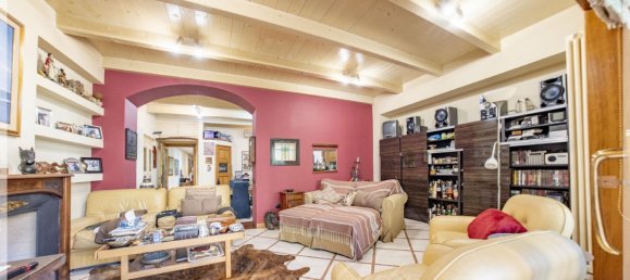 5غرفة شقة في Cagliari, Italy رقم 70142 13