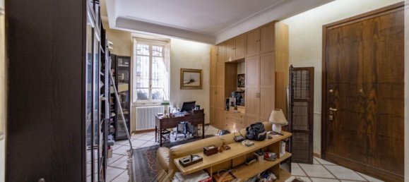 5غرفة شقة في Cagliari, Italy رقم 70142 5