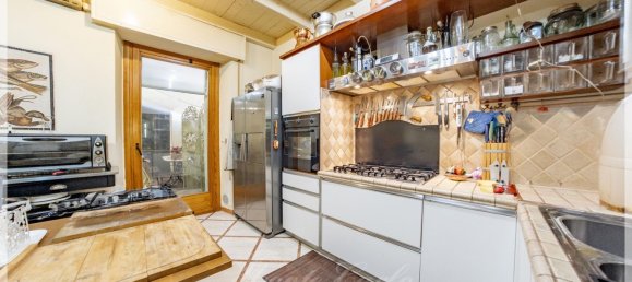 5غرفة شقة في Cagliari, Italy رقم 70142 15