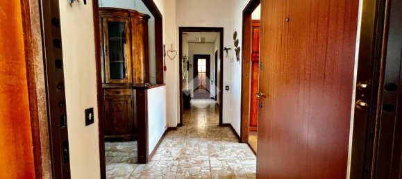 3 chambres Appartement à Varese, Italy No. 340391 8