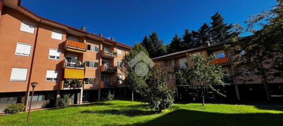 3 chambres Appartement à Varese, Italy No. 340391 2