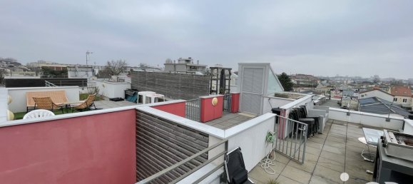 Квартира с 2 комнатами в Роменвиль, Франция № 161767 19