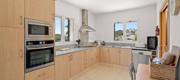 4 bedrooms Villa in Es Mercadal, Spain No. 5158 6