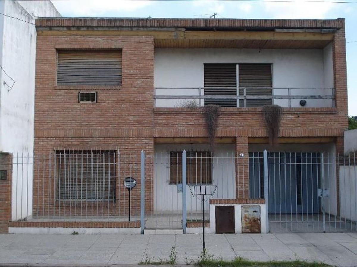 4 chambres Maison à Moron, Argentina No. 101754