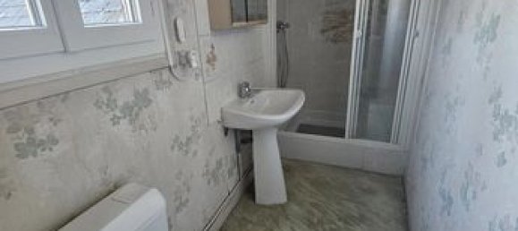 3 bedrooms House in Evreux, France No. 353391 9