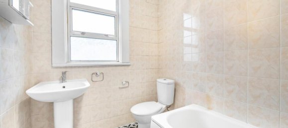 4 bedrooms House in East Putney, United Kingdom No. 9003 16