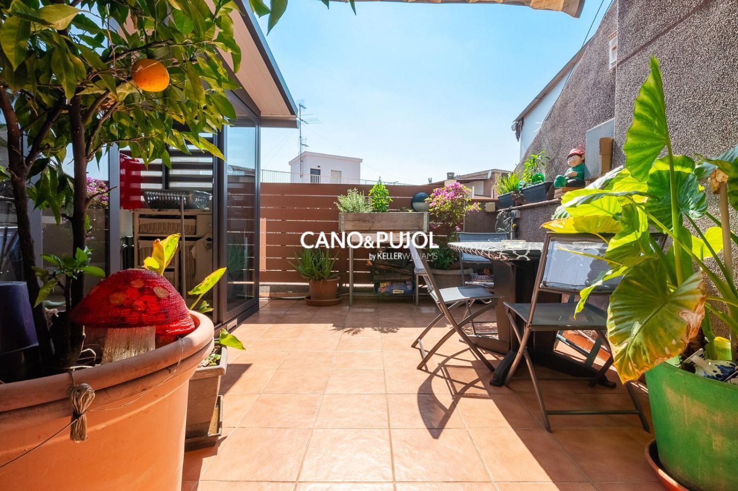 3 Schlafzimmer Penthouse in Sant Adria De Besos, Spain, Nr. 136416