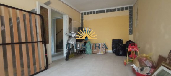 4 bedrooms House in Acquaviva Picena, Italy No. 347859 4