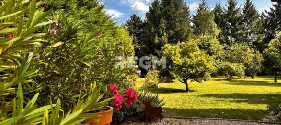 2 Schlafzimmer Haus in La Chapelle-Saint-Mesmin, France, Nr. 249950 4