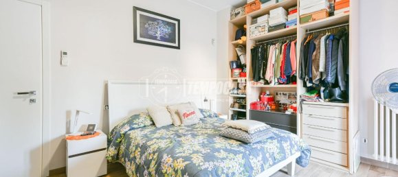 Квартира с 2 комнатами в Сеграте, Италия № 107234 10