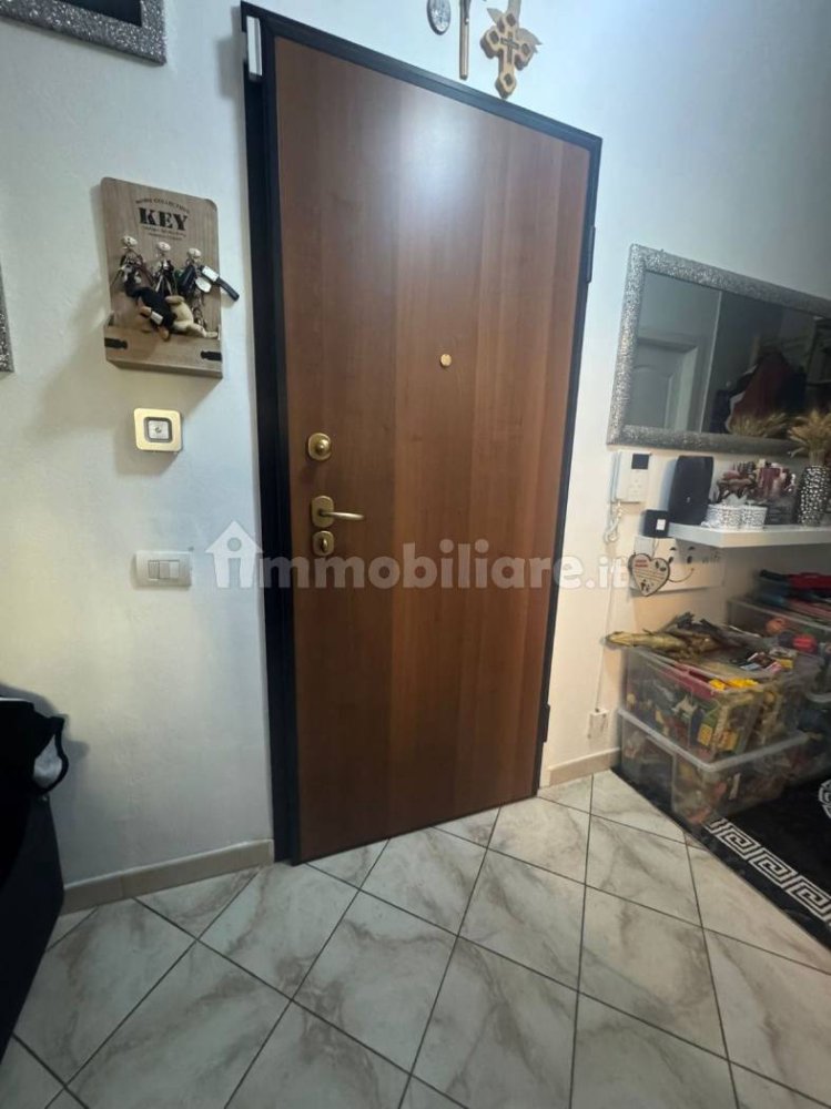2 Schlafzimmer Wohnung in San Giuliano Milanese, Italy, Nr. 333383