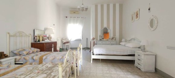 4-Zimmer Doppelhaus in Matera, Italy, Nr. 137850 12