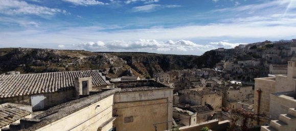 4-Zimmer Doppelhaus in Matera, Italy, Nr. 137850 16