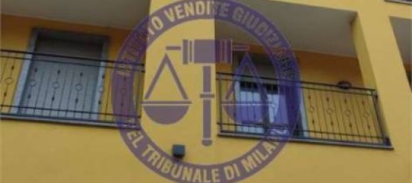 2-salle Appartement à Bovisio Masciago, Italy No. 287295 3