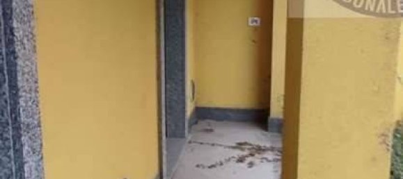 2-salle Appartement à Bovisio Masciago, Italy No. 287295 13