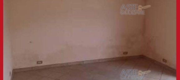 5 bedrooms Apartment in Rome, Italy No. 334100 2