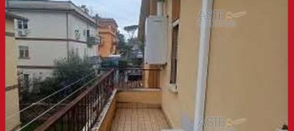 5 bedrooms Apartment in Rome, Italy No. 334100 6