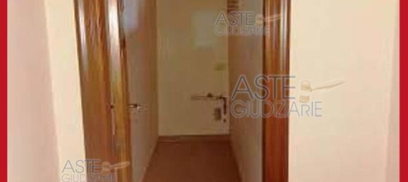 5 bedrooms Apartment in Rome, Italy No. 334100 24