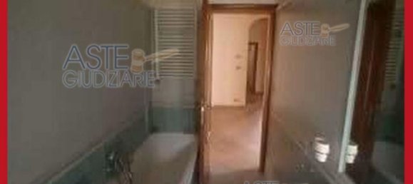 5 bedrooms Apartment in Rome, Italy No. 334100 10