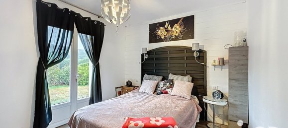 Casa T3 em Cantal, France N.º 324323 2