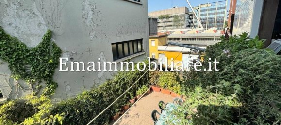 1 chambre Appartement à Milan, Italy No. 244095 3