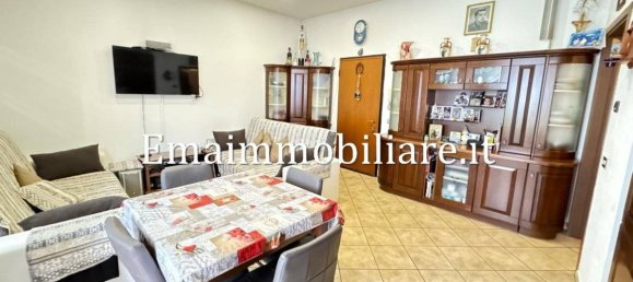 1 chambre Appartement à Milan, Italy No. 244095 4