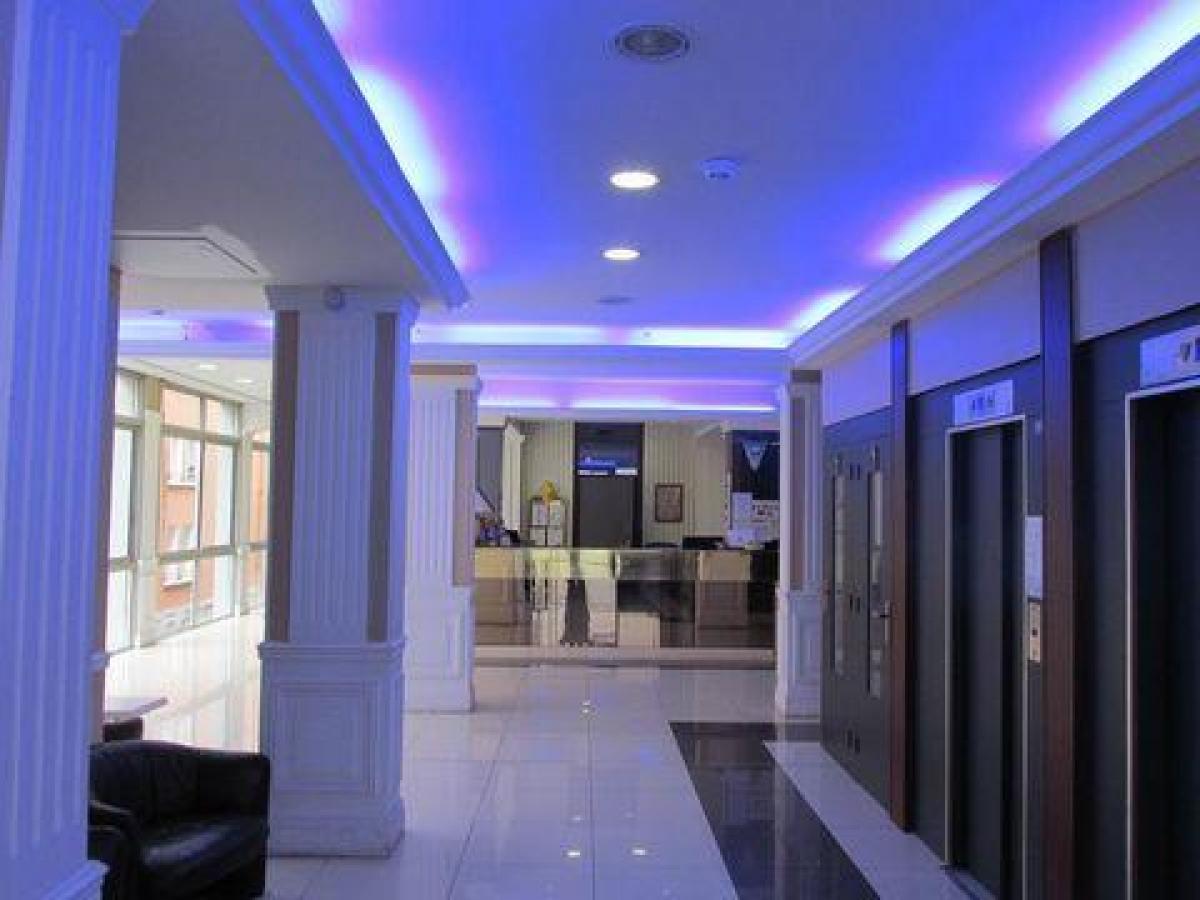 199 غرف نوم مكتب في Lourdes, France رقم 20891