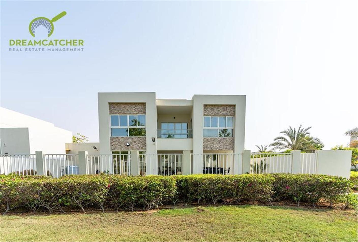 4 bedrooms Villa in Mina Al Arab, UAE No. 34971