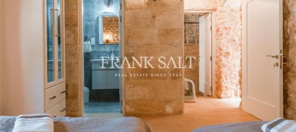 4 bedrooms Villa in Xaghra, Malta No. 6065 32