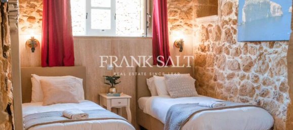 4 bedrooms Villa in Xaghra, Malta No. 6065 31