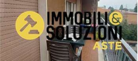 3 rooms Apartment in Solbiate Arno, Italy No. 185525 7