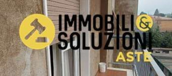 3 rooms Apartment in Solbiate Arno, Italy No. 185525 4