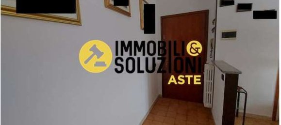 3 rooms Apartment in Solbiate Arno, Italy No. 185525 22